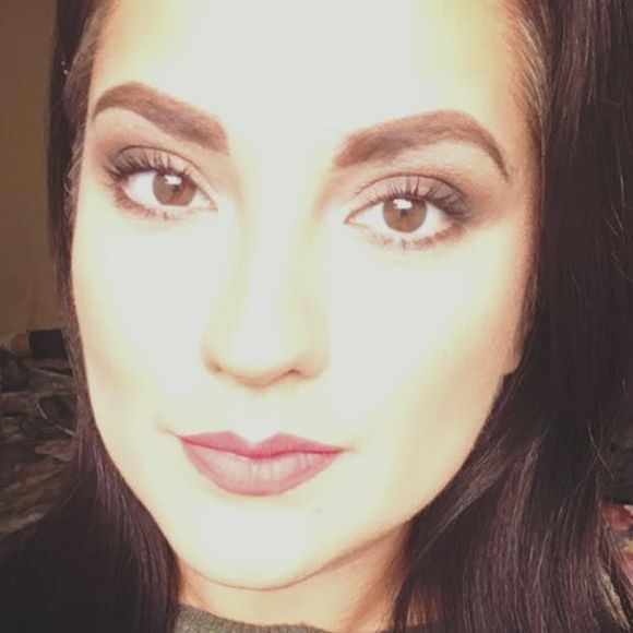 Meet your Posher, Cori - Picture 1 of 1